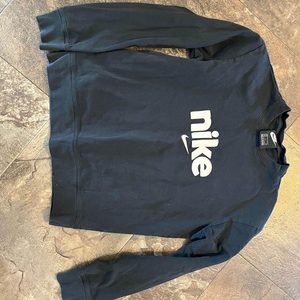 Juniors Small Nike Sweatshirt